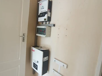 2 Bedroom Flat & Apartment