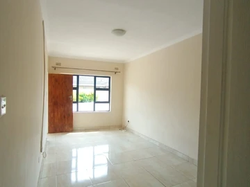 2 Bedroom Flat & Apartment