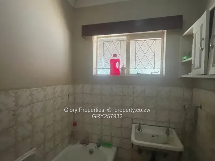 Cozy Starter Home - Available In Houghton (Sole Mandate)