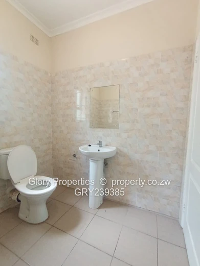 Beautiful & Modern 2-Bedroom Home to Let – Bluffhill